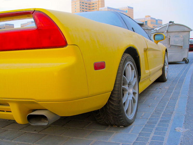 Illustration for article titled Why was this Acura NSX left to die in Dubai?